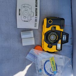 VINTAGE SEA  & SEA 35MM UNDERWATER CAMERA 