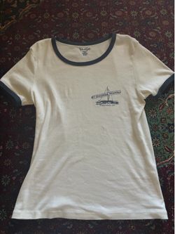 Brandy Melville t shirt