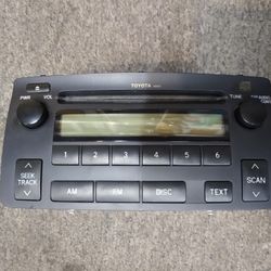 2005 Toyota Corolla Stock Radio/CD Player