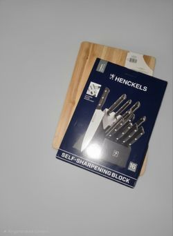 Henckels 16-Piece Self-Sharpening Knife Block Set