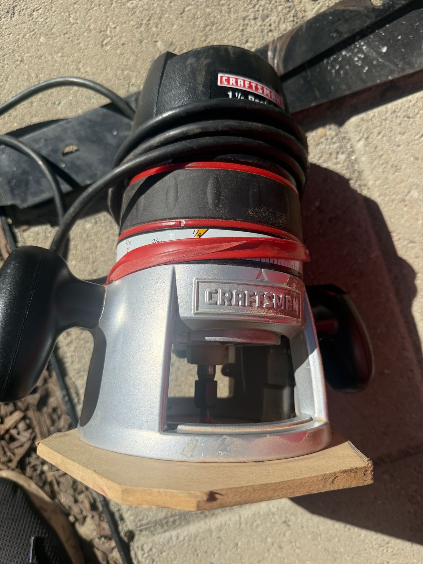 Craftsman router
