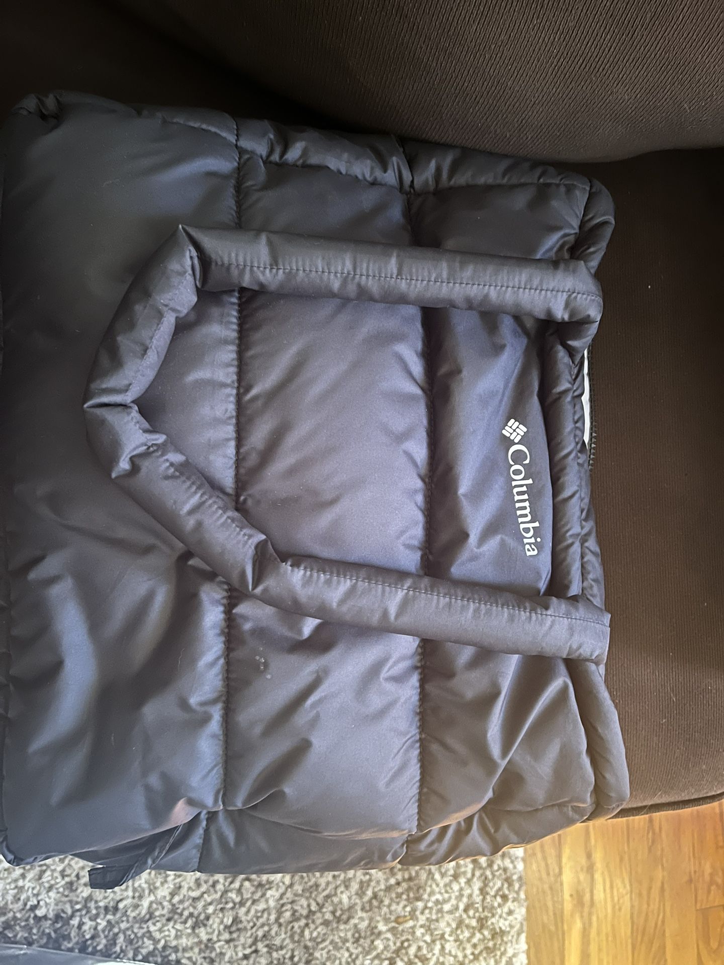 Columbia Puffer Bag