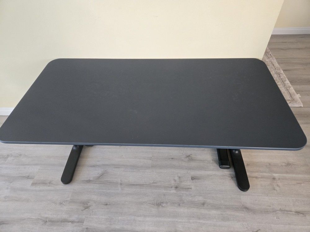 IKEA Adjustable Standing Desk Great For Kids/Students