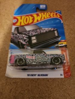 Hot Wheels '83 Chevy Silverado Black Widow