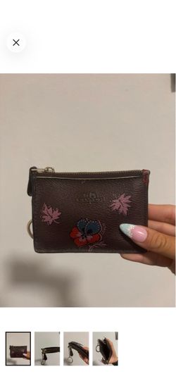 Coach keychain wallet!