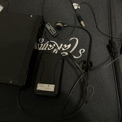 Crown Wireless Microphone