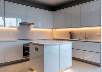 Custom Kitchen Cabinets