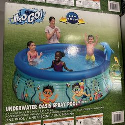 H2OGO Underwater Oasis Spray Pool