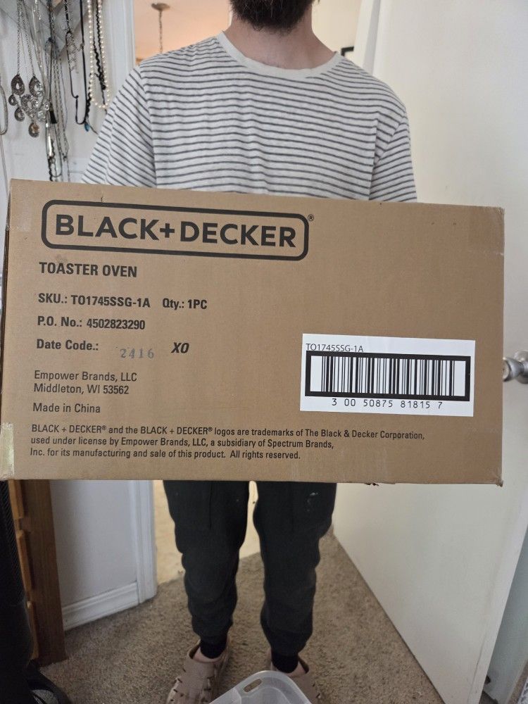 Brand New Black + Decker Toaster Oven