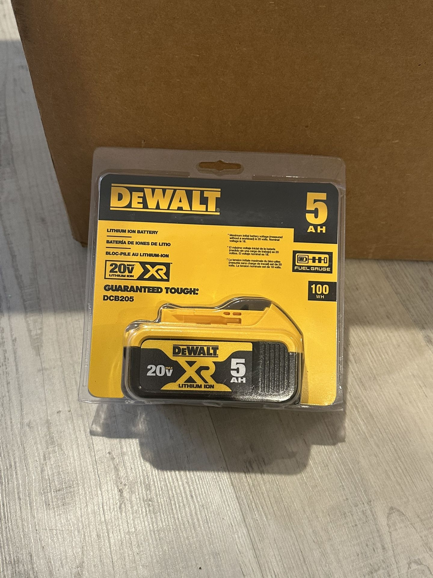Dewalt Battery