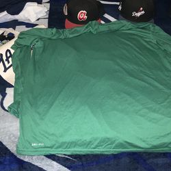 Nike t shirt long sleeve men’s size 3xl dri fit color green new the Nike tee
