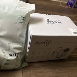 Brand New Hand Free Breast Pump With 100 Storage Bags 