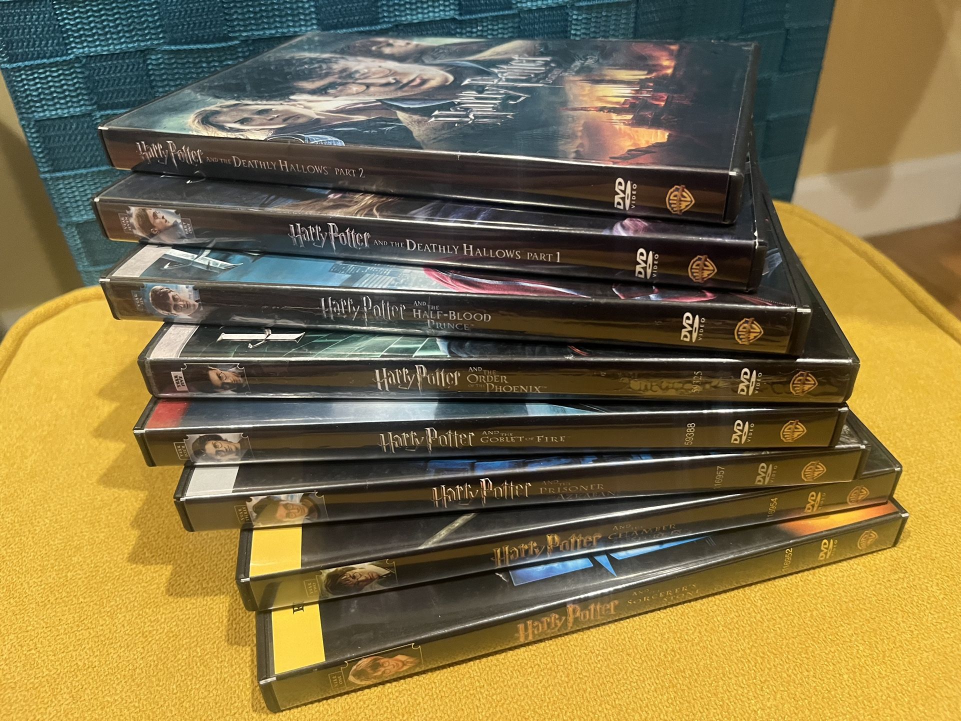 Harry Potter: The Complete 8-Film Collection [DVD]