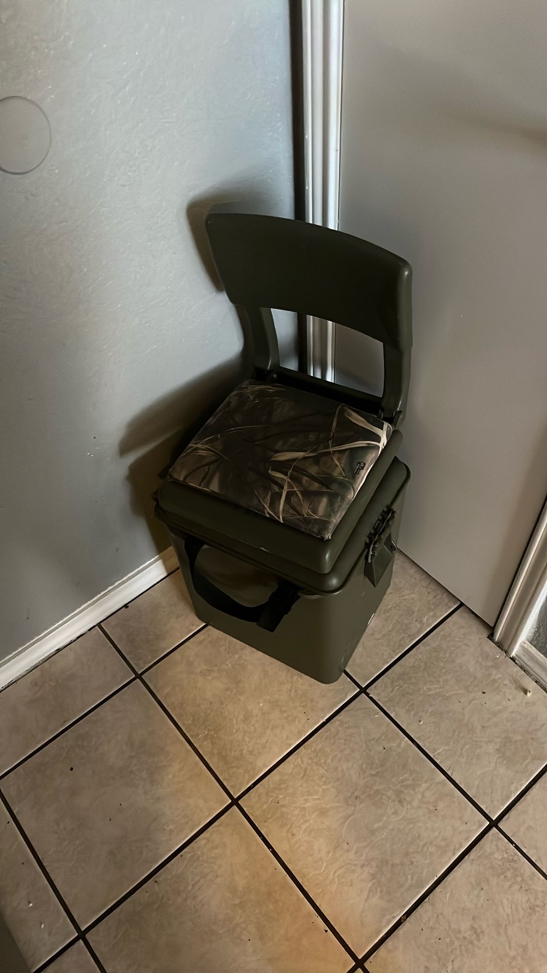 A chair cooler