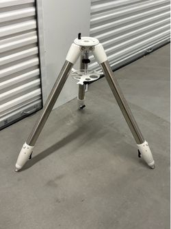 SKYWATCHER Tripod telescope mount