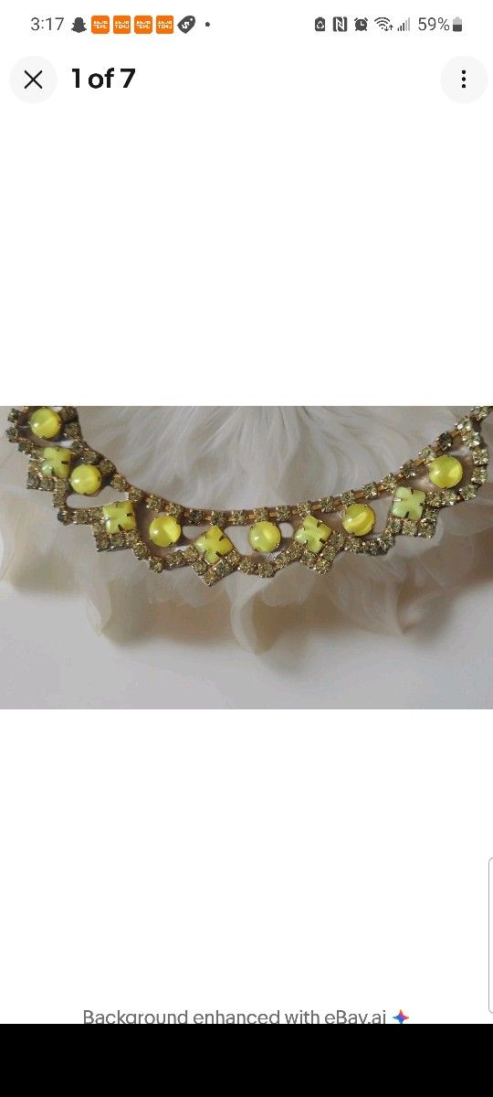Vintage Retro Choker Made In Hong Kong. Mid-20th Century. Good condition.
