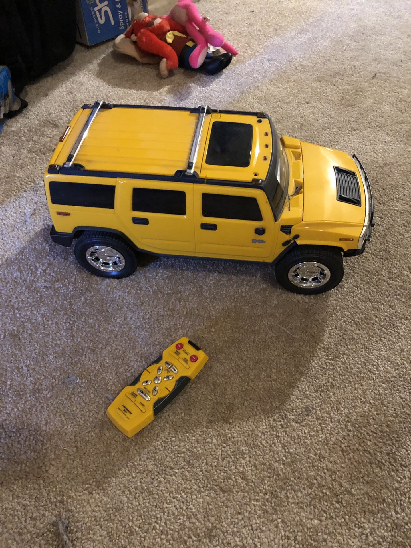 Hummer H2 Truck Shaped Clock Radio CD Player Stereo Alarm HCR1350Y ConAir With Remote 2004 rare vintage sharper image