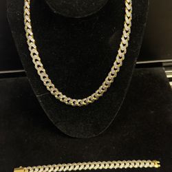 10K Gold Cuban Link Diamond Cut necklace/bracelet set neck 18.5” brac 8.5” 44.80grms no trades FIRM  PRICE NOTHING SOLD SEPARATE