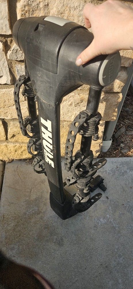 Thule 4 Bike Hitch Rack