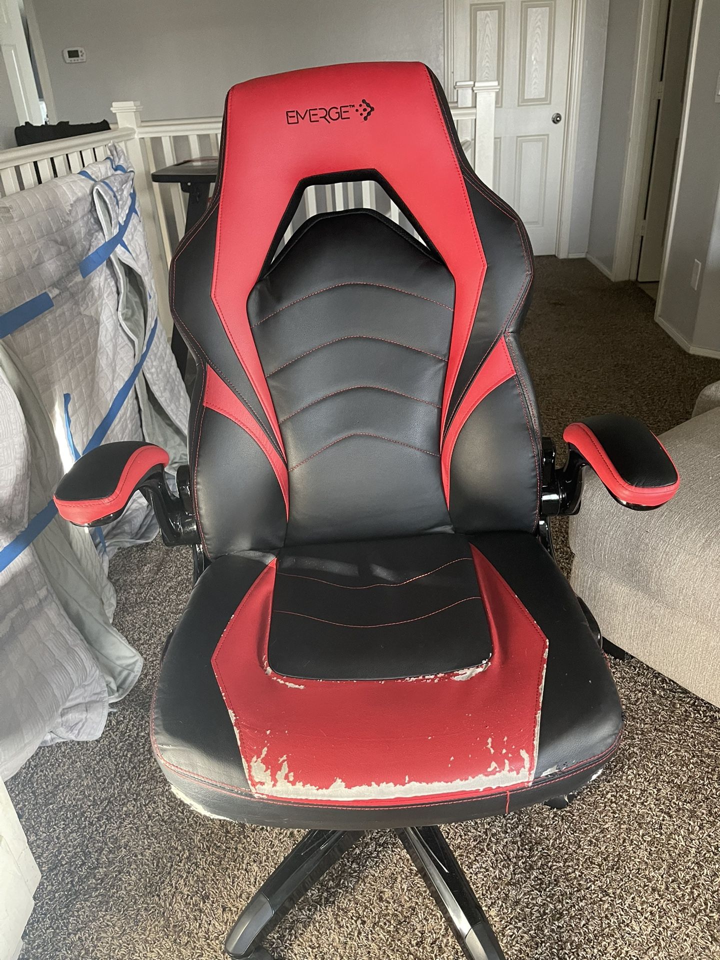 Gaming Chair FREE!!