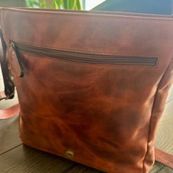 BEAUTIFUL HANDMADE LEATHER BAG