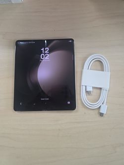 Samsung fold 5....256gb.  Unlock any sim