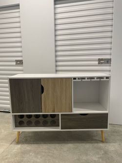 Buffet cabinet table