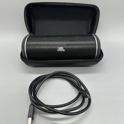 JBL FLIP 2 Wireless Bluetooth Portable Speaker W Case/Charger - Parts Or Repair