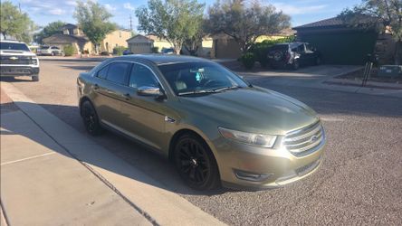 2013 Ford Taurus