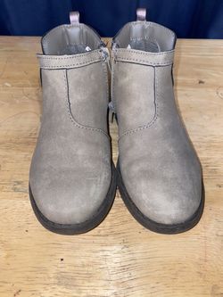 Girl boots size 12