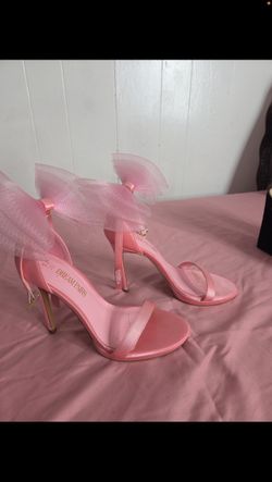 woman’s dress shoes