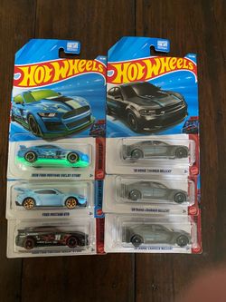 💪🏽Mustang s vs Chargers hellcats Hot wheels  6 for 10$