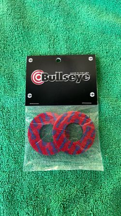 Bullseye grip donuts