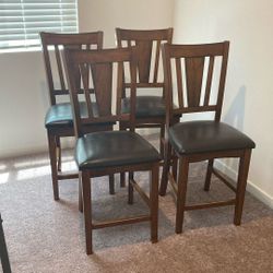 4 Dining Table Chairs