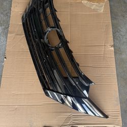 2023-2025 Nissan Versa Grille Oem 