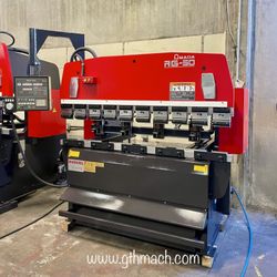 Amada RG-50 Hydraulic CNC Press Brake With NC9-EXII Control