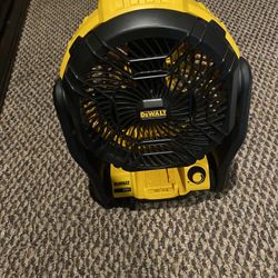 DEWALT 20v Cordless Job Site Fan