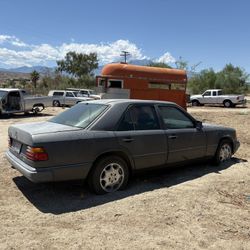 1990 Mercedes Benz 300E 3.0L MFI 6cyl
