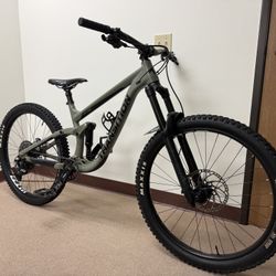 2019 Transition Patrol NX Medium MTB