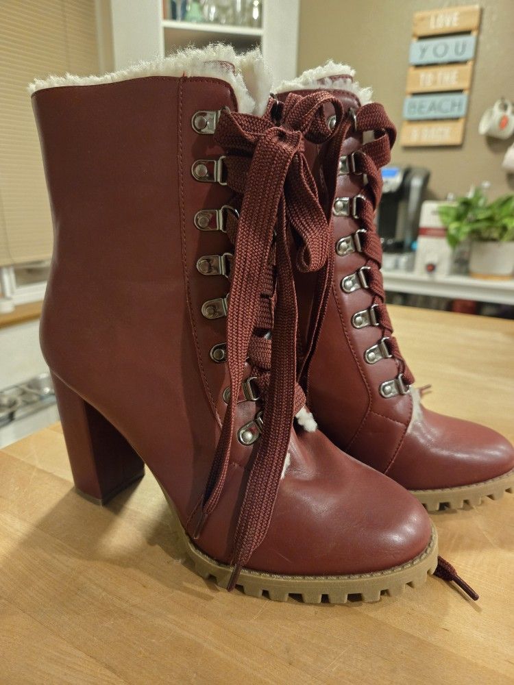 Red BOOTS SIZE 10