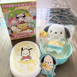 Sanrio Yummy Bento Box + Plush Keychain - Pochacco