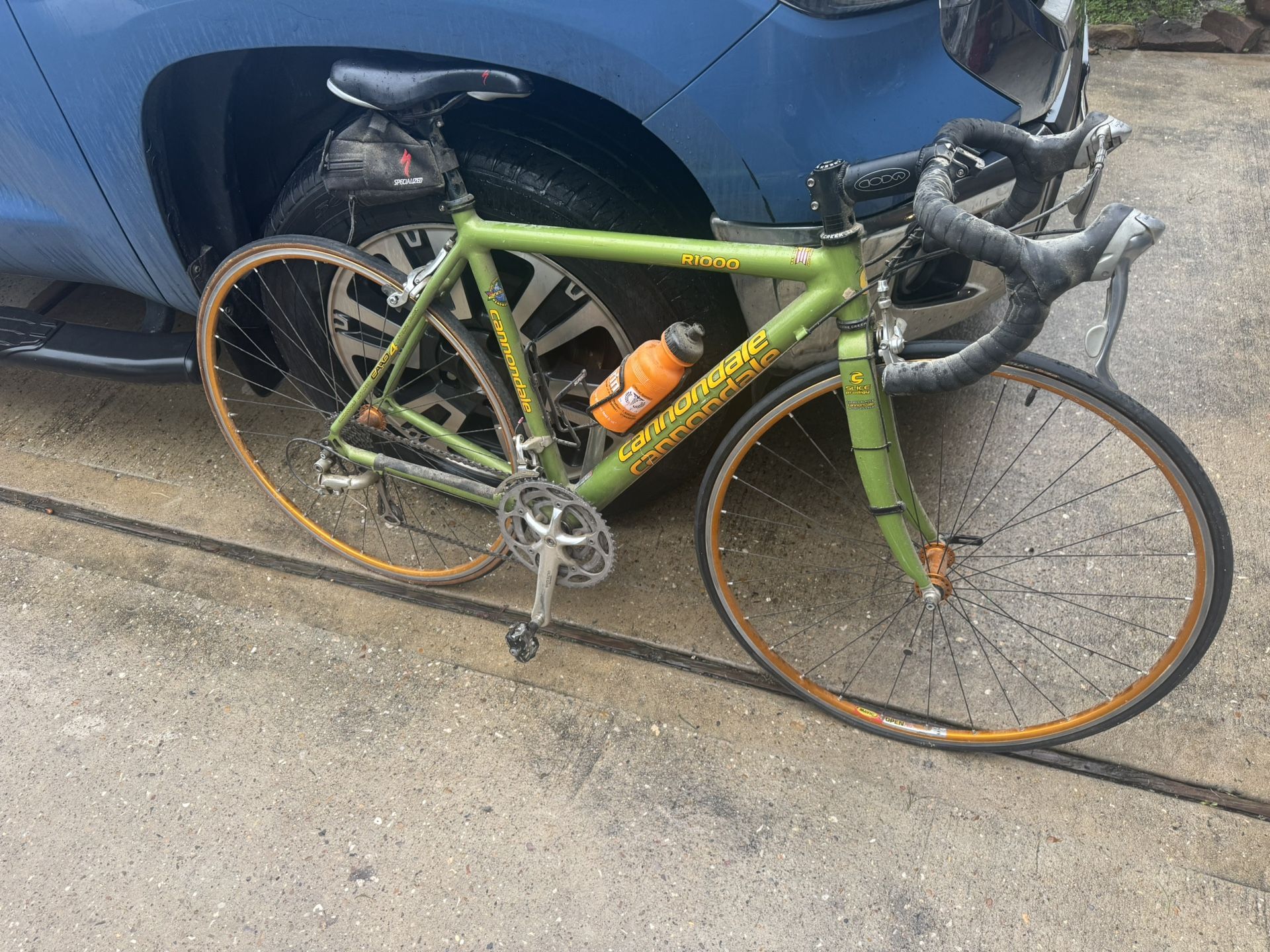 Cannondale R1000 CAAD4 road bicycle