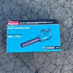 Makita 18 Volts Blower