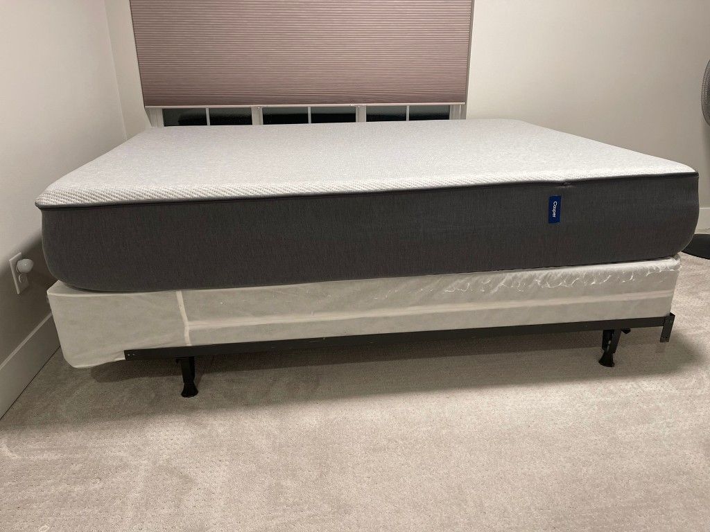 Casper Queen Mattresses Less Than 40 Days Old 300 for Sale in