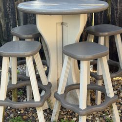 Awesome Outdoor 5pc Resin Pub Table & Barstools