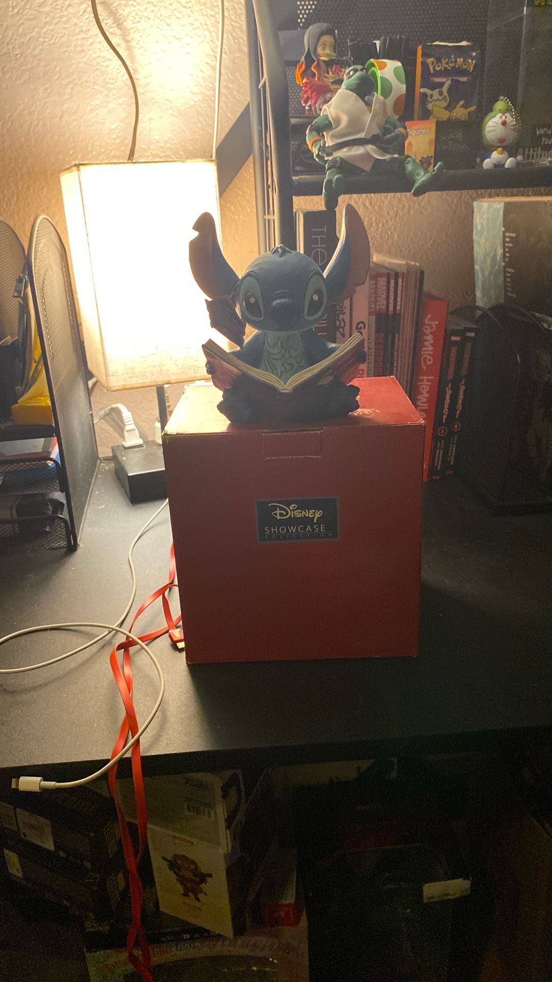 Stitch Disney Showcase Figure