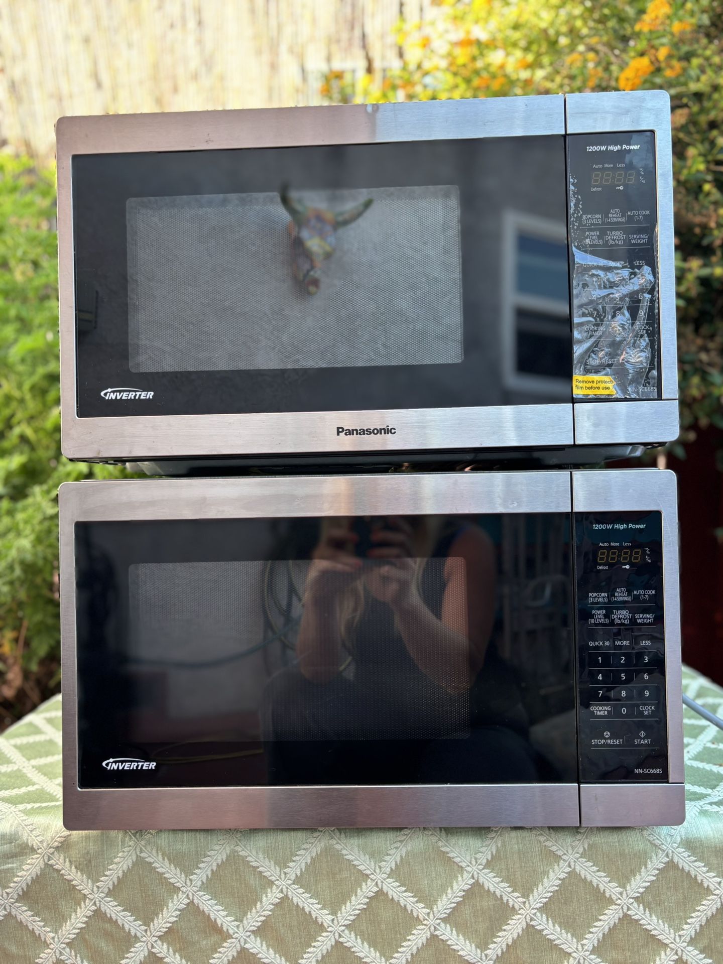 Panasonic Microwave - Excellent Condition