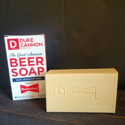 Vintage Duke Cannon Budweiser Beer Soap Bar- 10oz New In Box