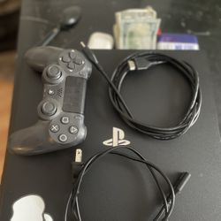 Vendo PS4 Pro  $100