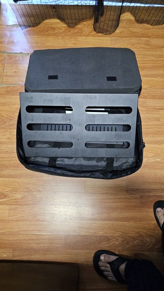 Pedalboard 22" x 12" With Bag